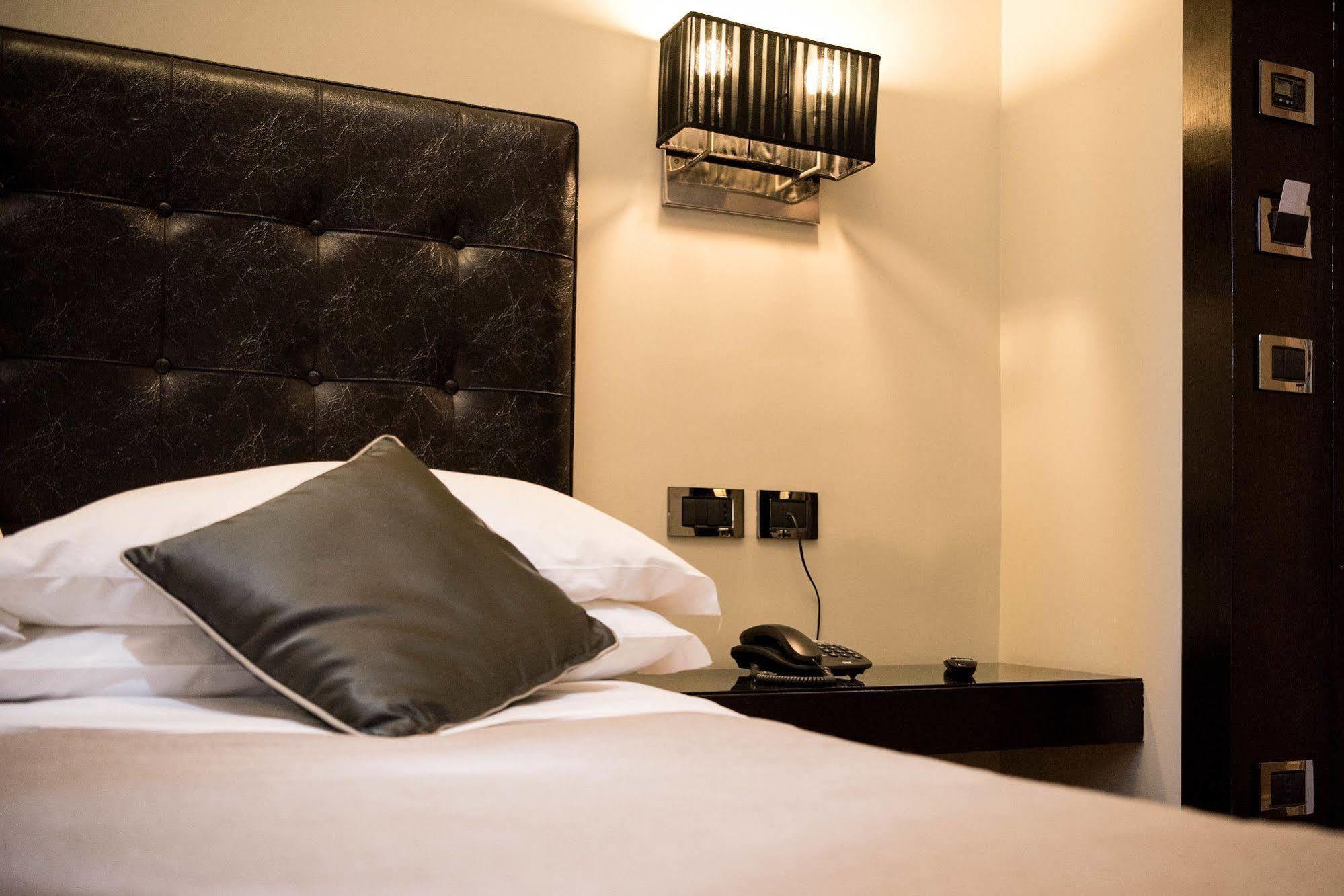 Le Stanze Di Federica Hotel Rome Exterior photo
